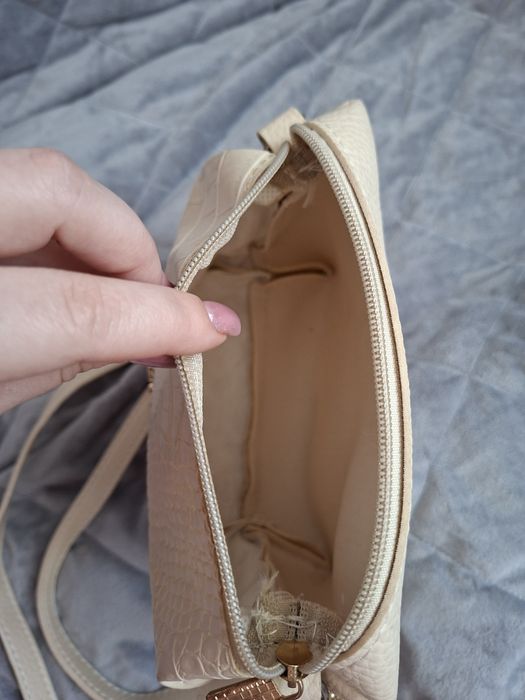 Маленька бежева сумка zara зара