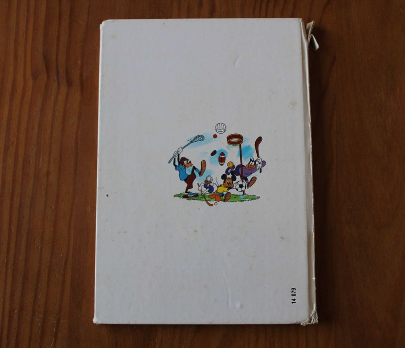 Livro Walt Disney "SPORT GOOFY" - Desportos de equipa (1983)