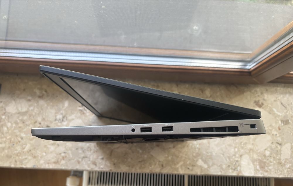 Ноутбук Dell Precision 7730 Xeon E-2186m 8gb Ram 256gb ssd 17.3” FHD