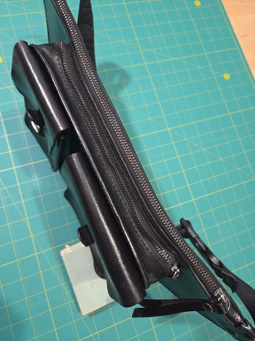 Чоловіча сумка бананка з натуральної шкіри