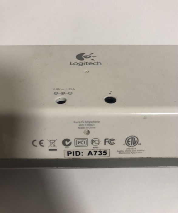 Продам Logitech pure fi