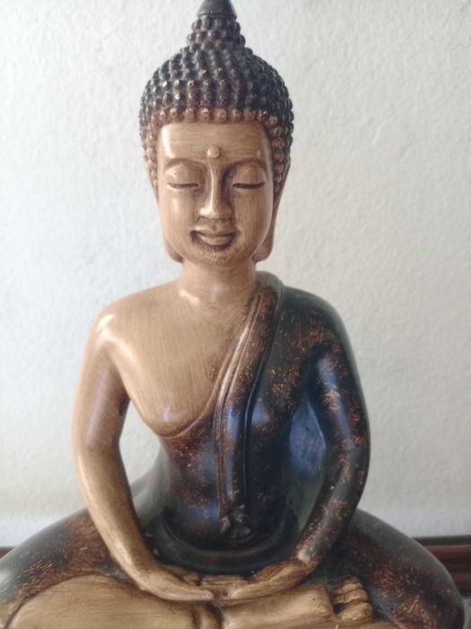 Estátua de Buda. 40 cm de altura.