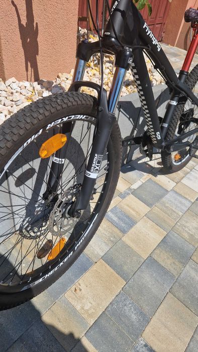 Dirt Checker Pig Flying Pig 26"