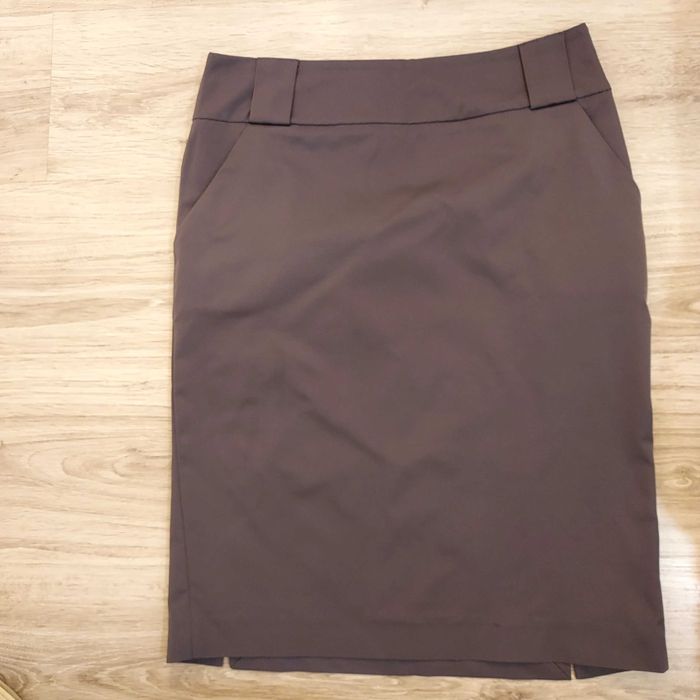 Spódnica ołówkowa 38