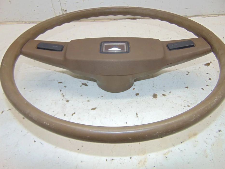 Toyota Hiace LH20 volante " usado em bom estado