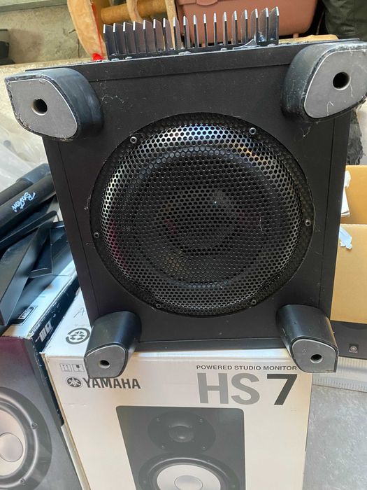 Subwoofer HS8S - Como novo