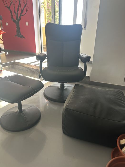 Puf  cadeirao e um banco