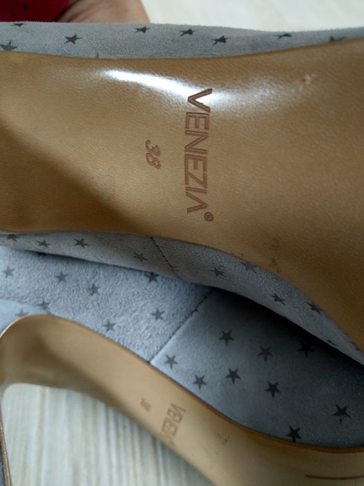 Czółenka VENEZIA rozm. 38