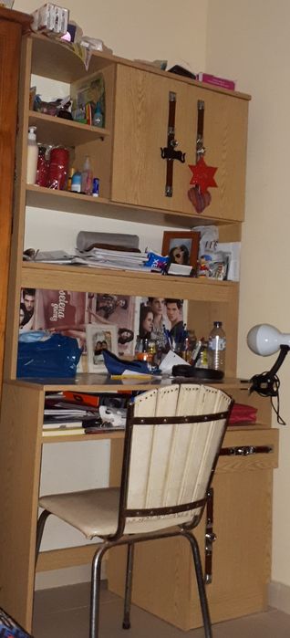 Secretária para quarto