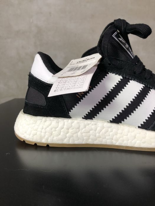 Adidas Iniki (I-5923) — 41 розмір Ідеальний баланс-стилю та комфорту