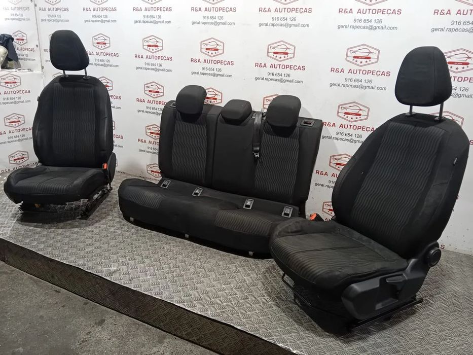 Conjunto de Bancos Peugeot 308 II SW em Tecido Original