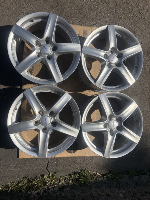 Felgi aluminiowe Alutec 8jx18 et52 5x130 otw. 71,6
