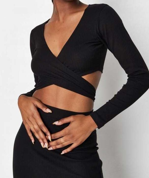 Missguided-prązkowany komplet roz.42/44/46