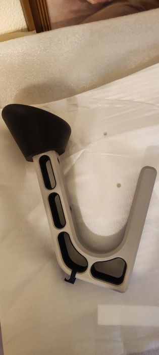 Suporte para capacete e casaco de moto