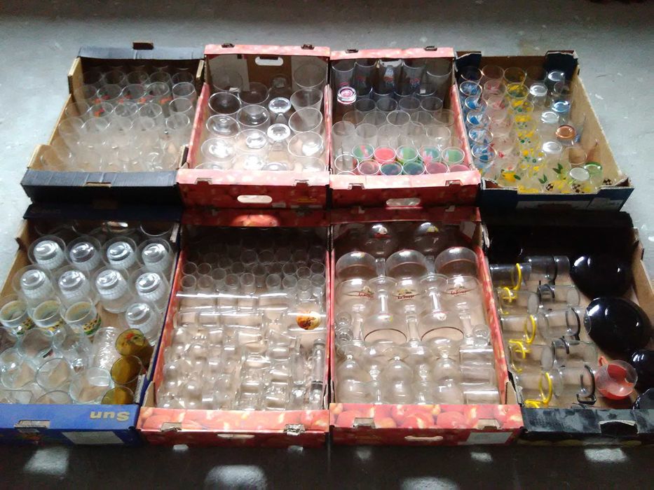 stare szkło PRL fajans szklanki pucharki kieliszki retro zabytek antyk