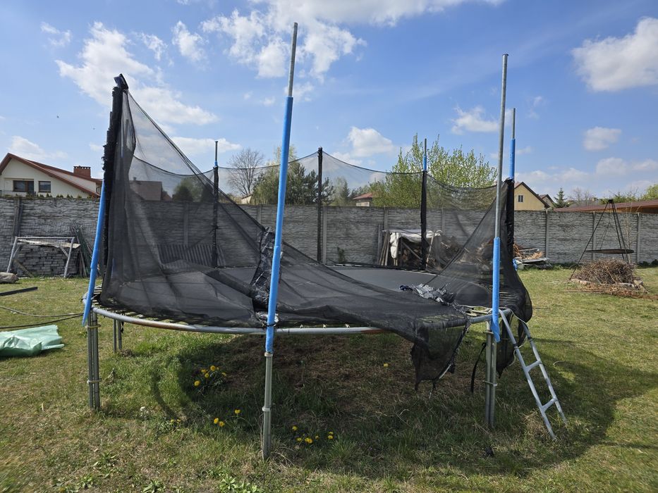 Trampolina 421 cm duża 3-osobowa + gratis śruby