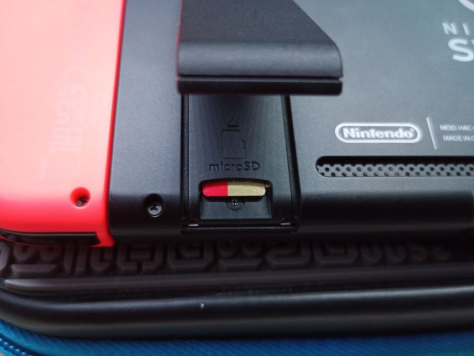 Konsola Nintendo Switch + akcesoria