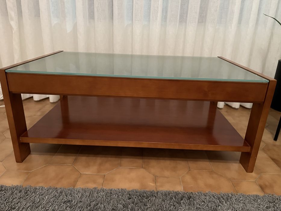 Mesa de centro Vidro e madeira maciça