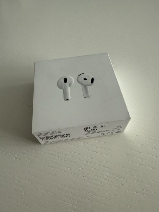 Продам Apple AirPods 4
