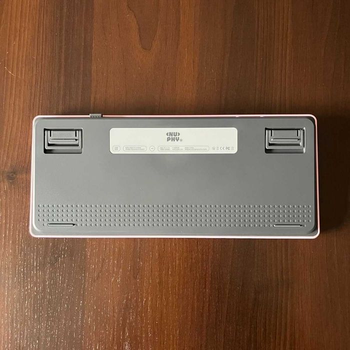 Nuphy Node75 Low Profile - mechanik tri-mode z SOCD i TouchBarem