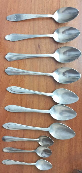 Ложки (7 больших, 3 чайные) и вилки (4 шт)