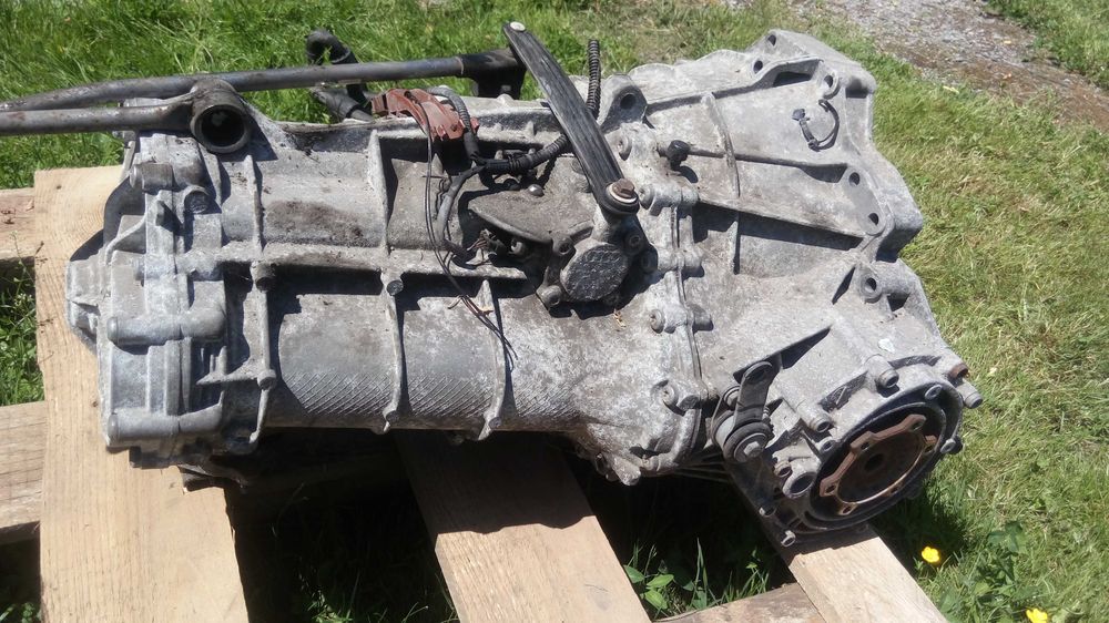 Audi A4 S4 B8 8K 2.0 TDI Manualna skrzynia 6 biegów 0B1301103 gwarancj