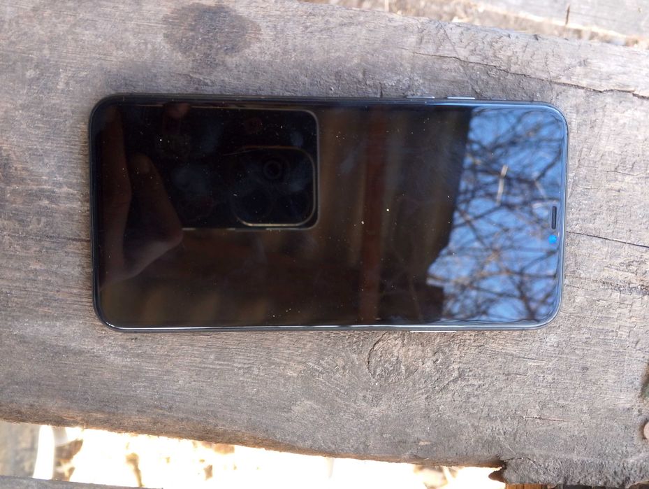 Iphone 11 pro max icloud 256