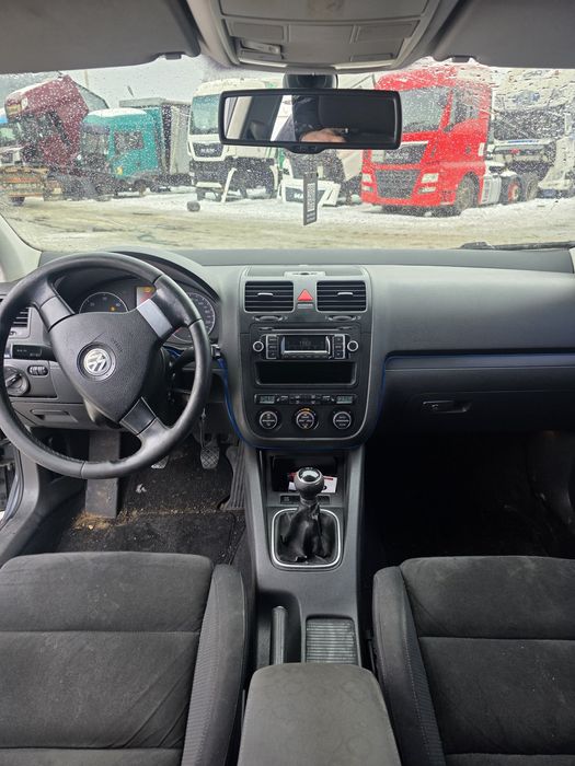 Продам гольф 2.0 дізель 6ст 2006р