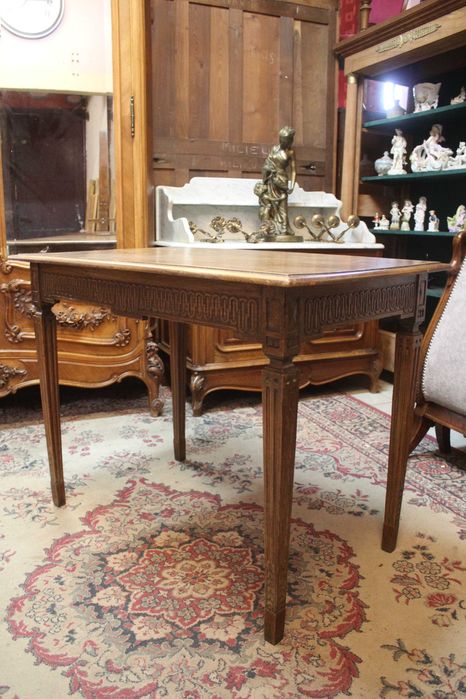 Stolik - biureczko na prostych nóżkach -Gryfino