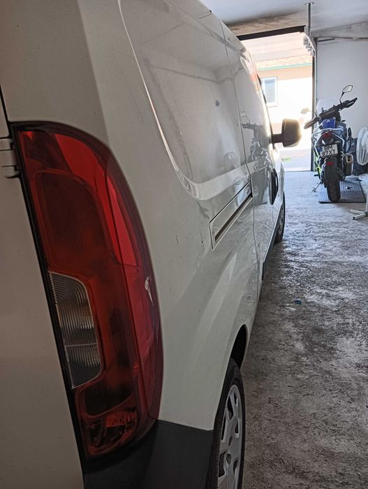 Carrinha Fiat doblo