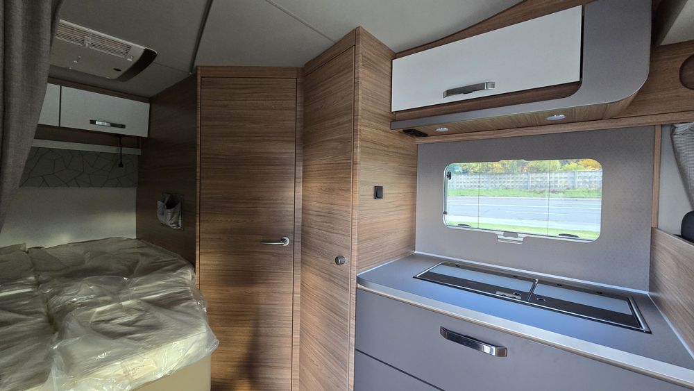 WEINSBERG Cara Suite 650MF будинок на колесах