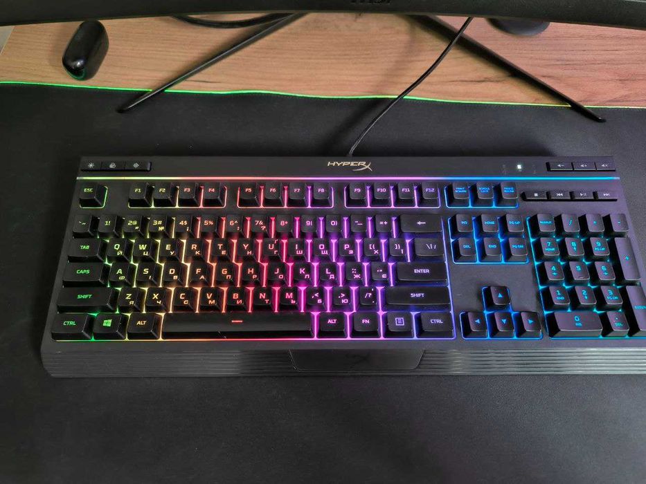 Терміново продам Клавіатуру HyperX Alloy Core RGB Membrane Black