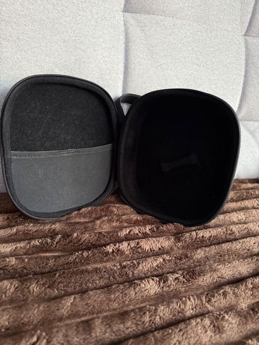 Etui futerał słuchawki JBL