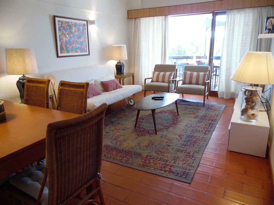 CASA CHICO-T1 grande c/ 2 terraços a Pé p/ Marina + Piscinas + Central + Estacionamento- LIVRE A PARTIR DE  23/08 - Vilamoura