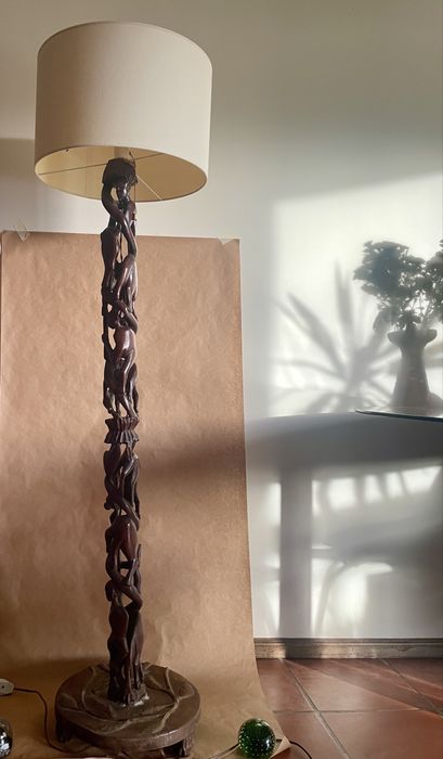 Candeeiro de oe alto arte maconde