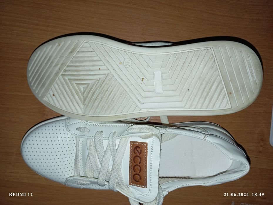 Кросівки " ECCO" жіночі /25.5 см
