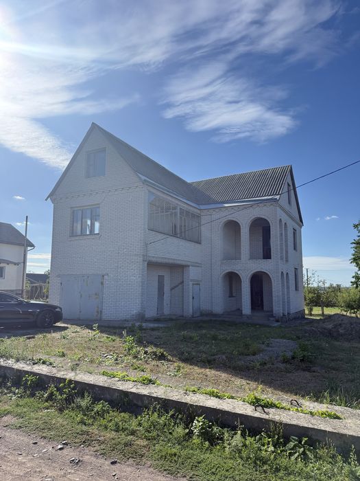 Терміново!! Будинок 130 квадратів та 15 соток землі!