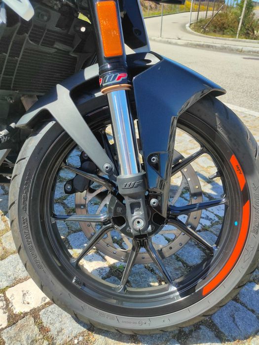 KTM Duke 390 2021 – Extras – Excelente Estado