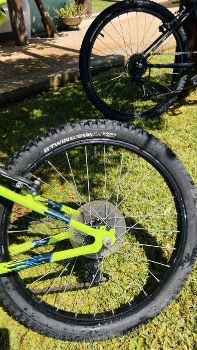 2 bicicletas criancas