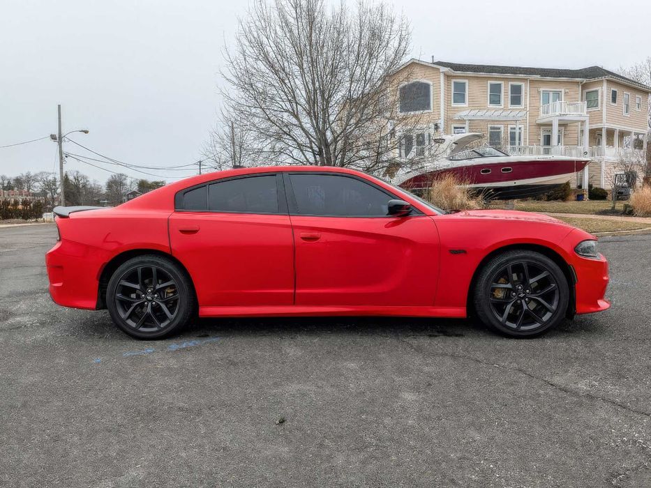 Dodge Charger      2019