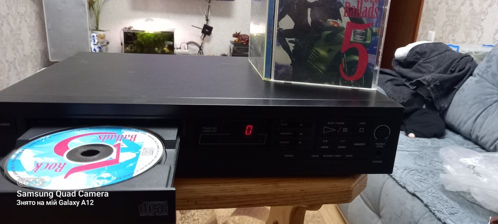 Сд.програвач C.E.C.530 CD