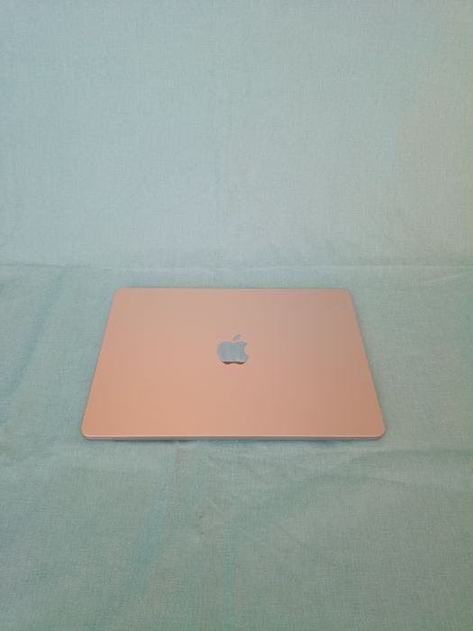 MacBook Air 13" M2 (2022) – Teclado Inglês - Cor Luz das Estrelas