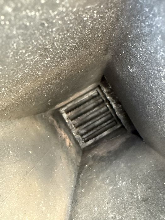 Piec rakietowy na biwak na ryby