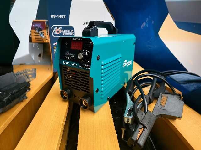Сварочный аппарат инвекторный , зварювальний апарат 300A LCD MMA IGBT