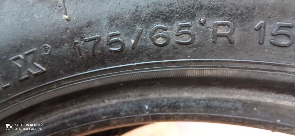 Продам всесезонну резину, шини 175 на 65 на r15