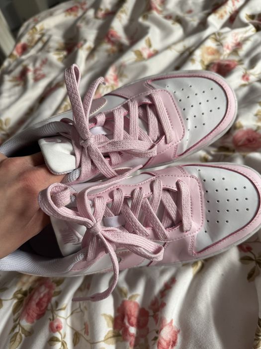 Nike rozowo biale 38 damskie