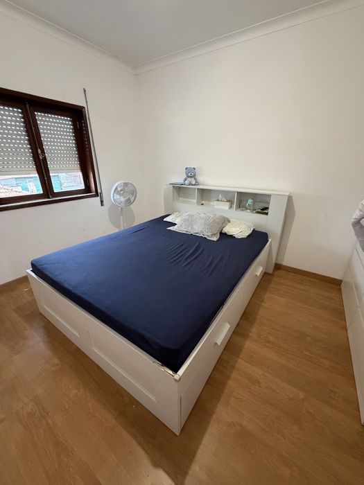 Cama ikea e cabeceira