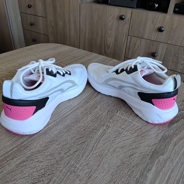 Adidasy damskie Puma 37,5