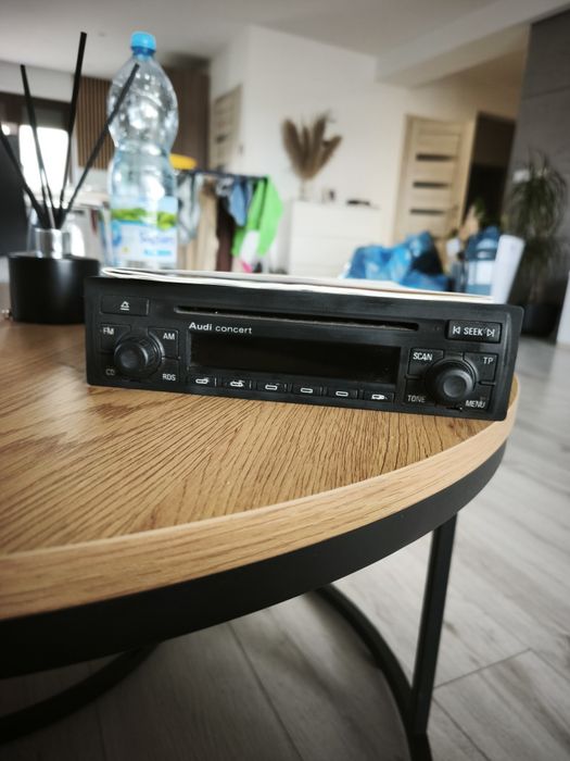 Radio audi concert + instrukcja + kod pin