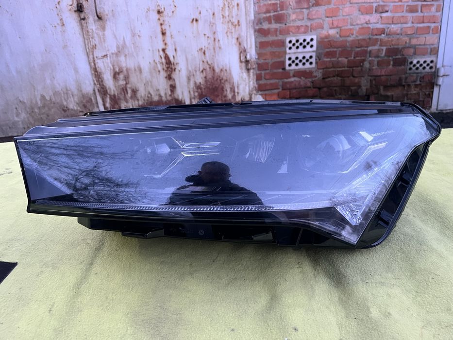 Фара skoda enyaq crystal lighting 5lb941015h ліва